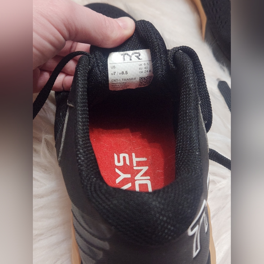 TYR CXT-1 Trainer Shoes Men 7/W 8.5 Black Gum Cross Training Gym Lifting Workout - Picture 6 of 8